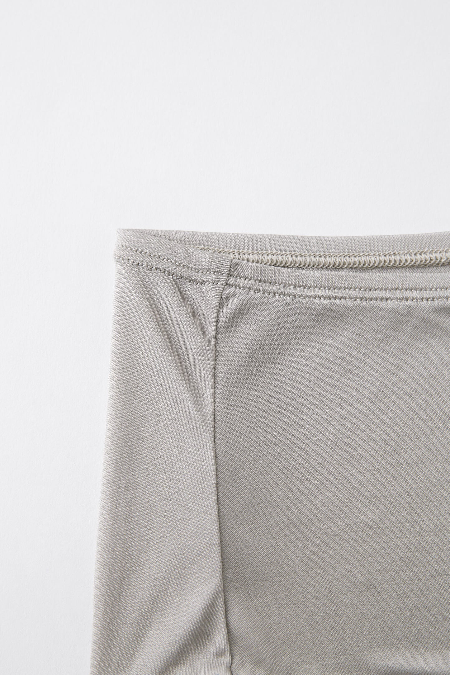 マキシショーツ