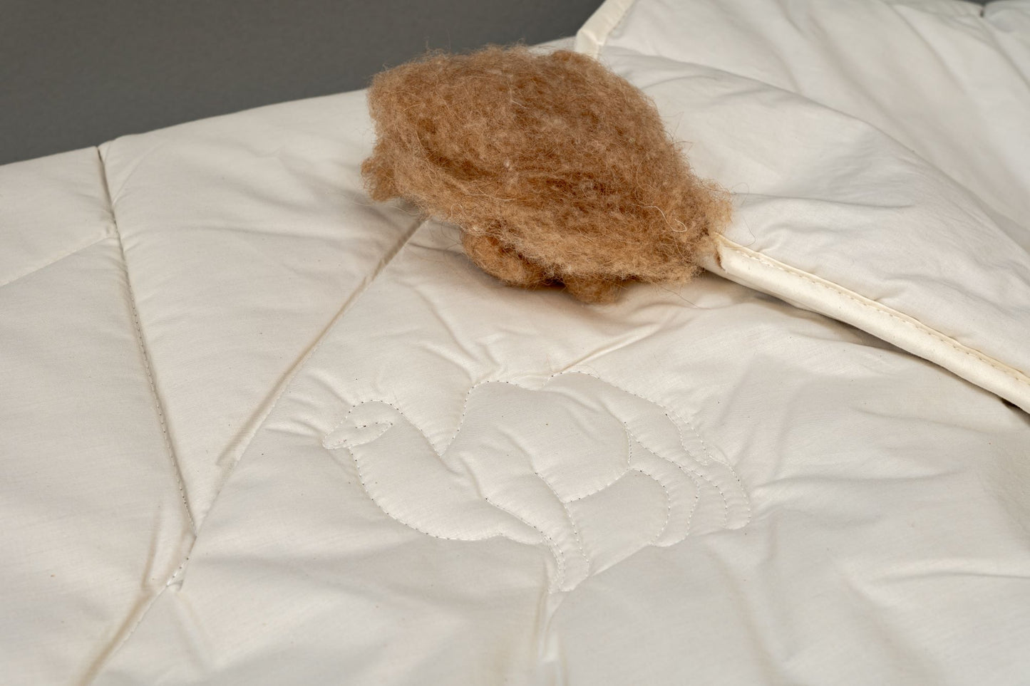 掛け布団　キャメル