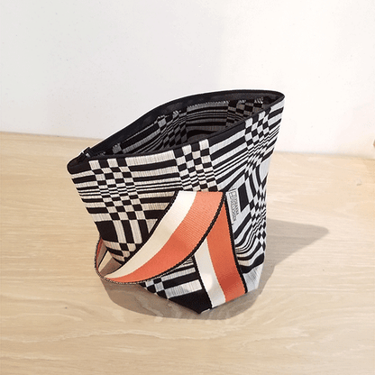 TetraHandbag